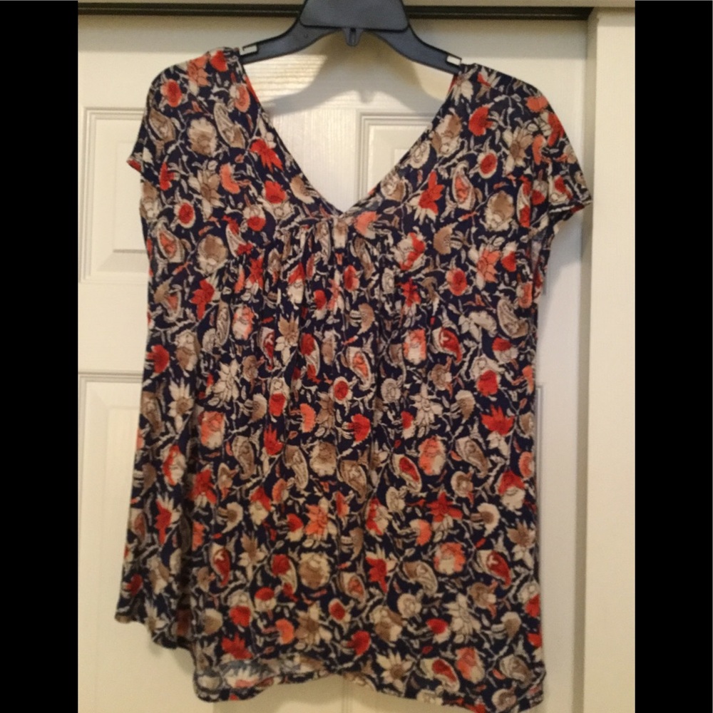 Lucky Brand “ DOUBLE V” Floral Top